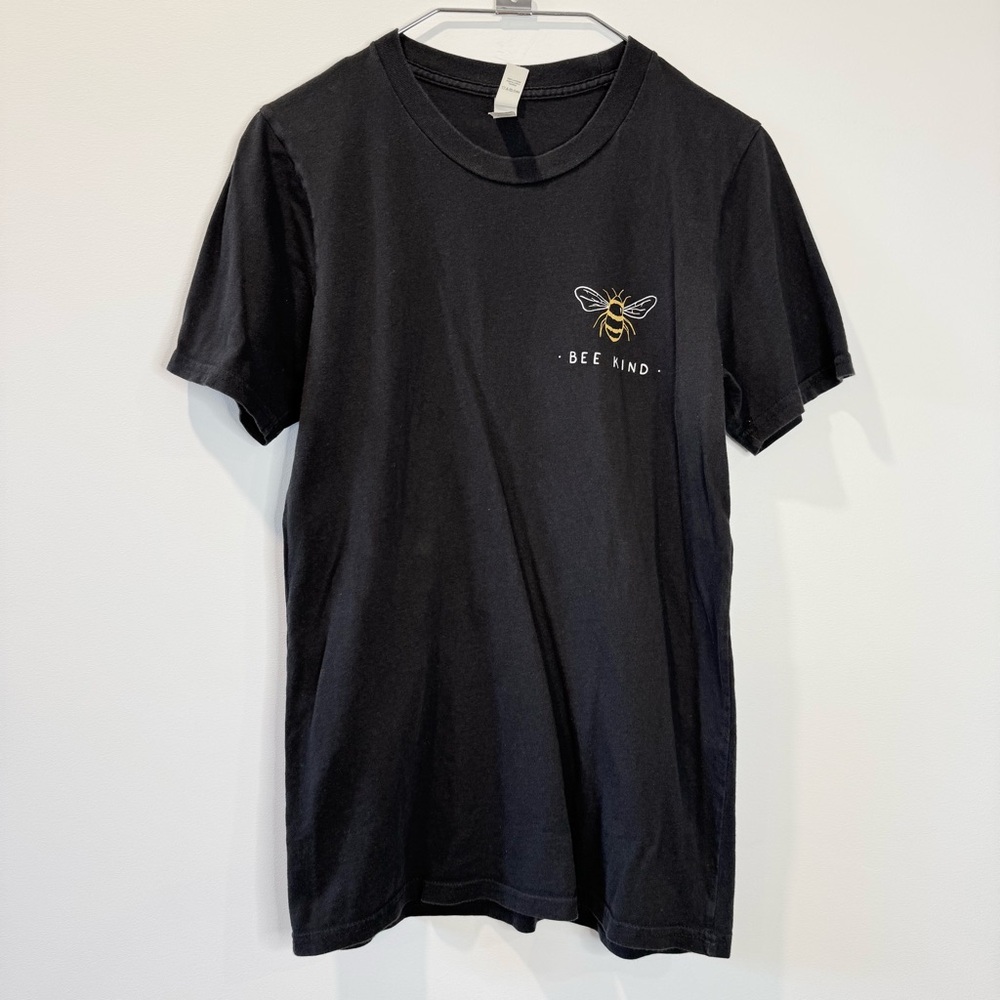 🛍️4 for 20$ / Organic Cotton Bee Kind T-Shirt / Black / S